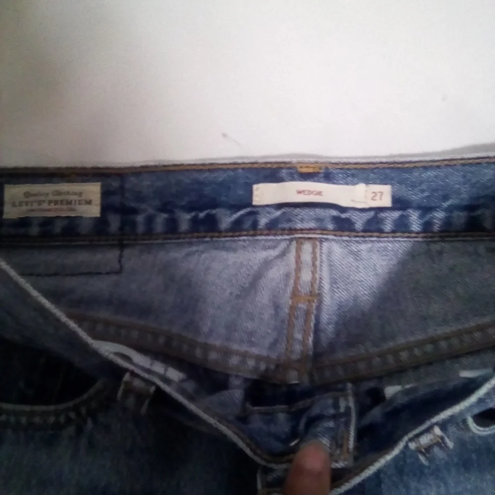 Levi's Women's Blue Butterfly Jeans with Vintage Distressing Size 27